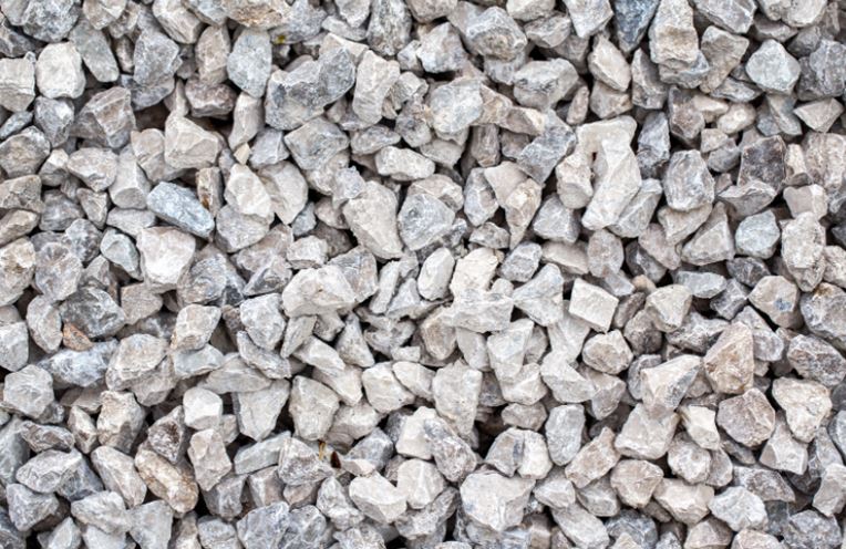 Crushed stones vs gravel