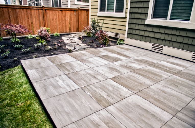 Porcelain patio pavers